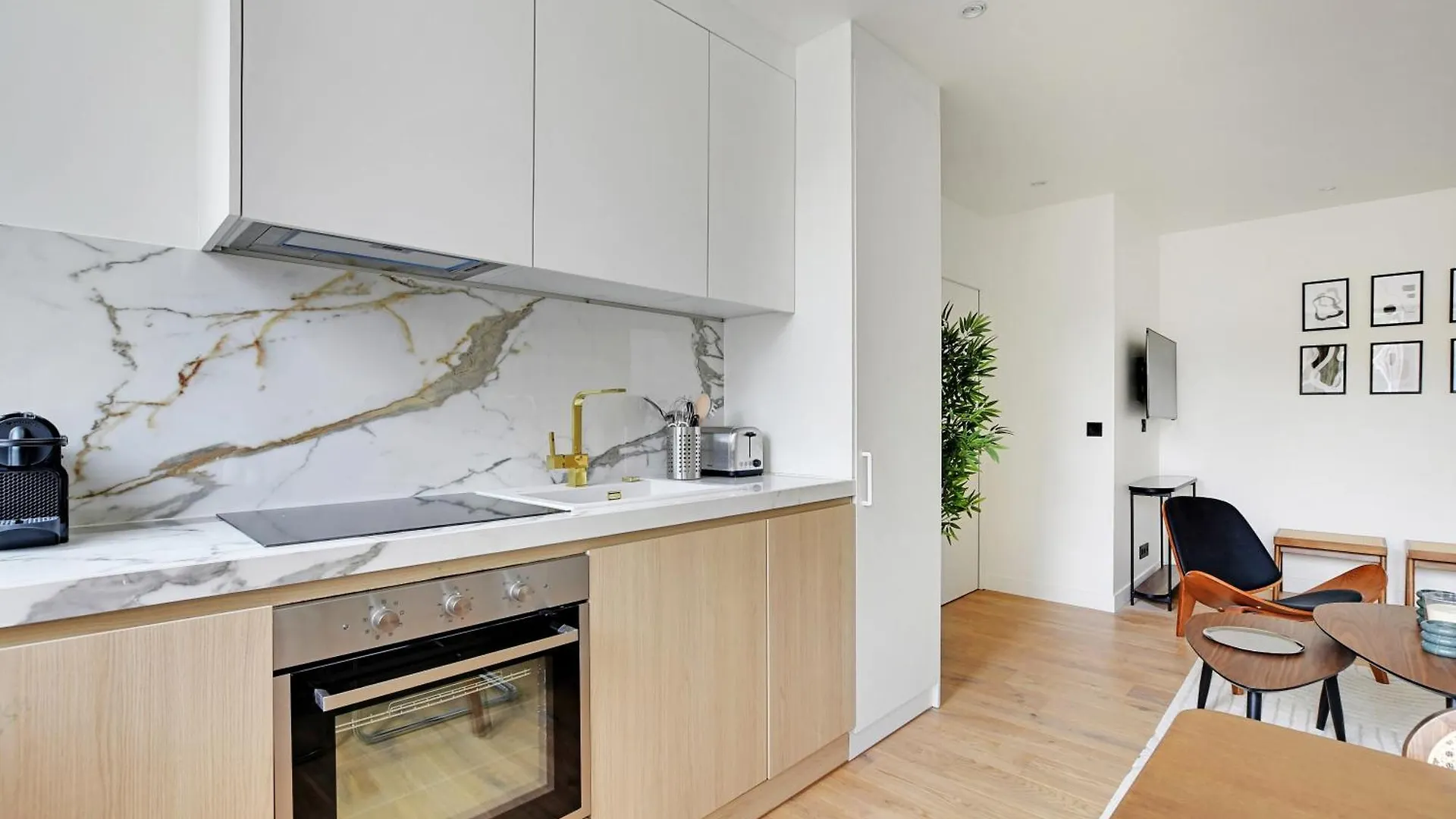 Pick A Flat'S Apartments In Daumesnil - Avenue Du General Bizot Paris